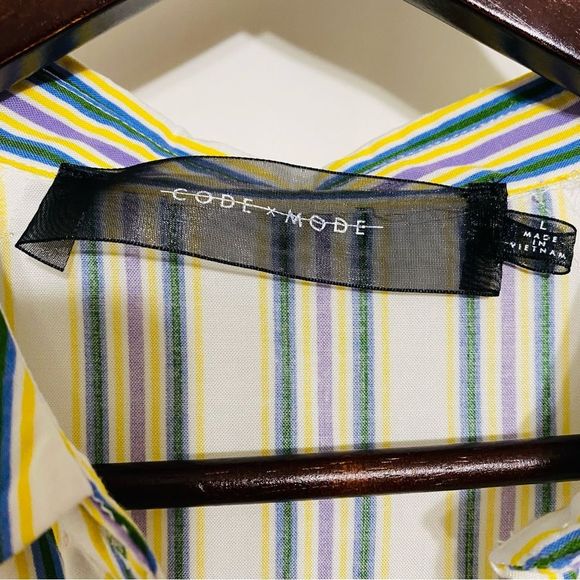 Code X Mode Womens Striped Short Sleeve Button Down Shirt Size L - Picture 2 of 5